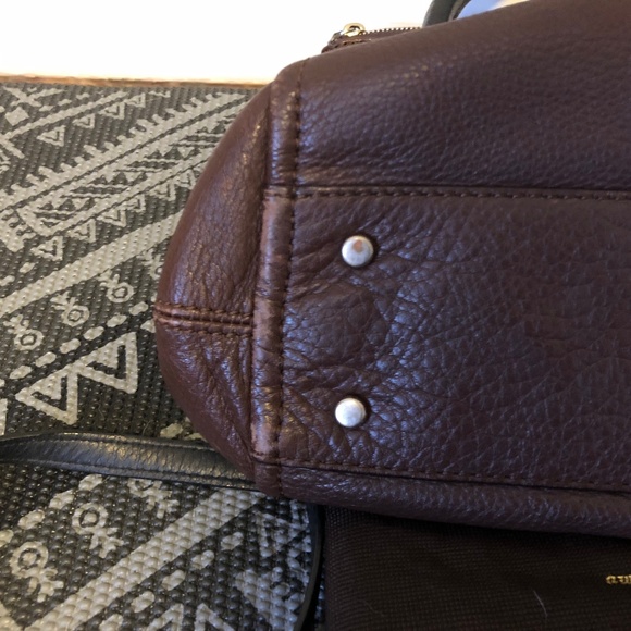 Kate Spade Cobble Hill Leslie Crossbody - Picture 2 of 6